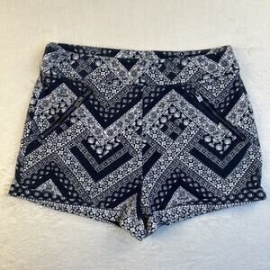 Hollister Womens Casual Pull-On Shorts Size L Stretch Zippers Blue White Boho